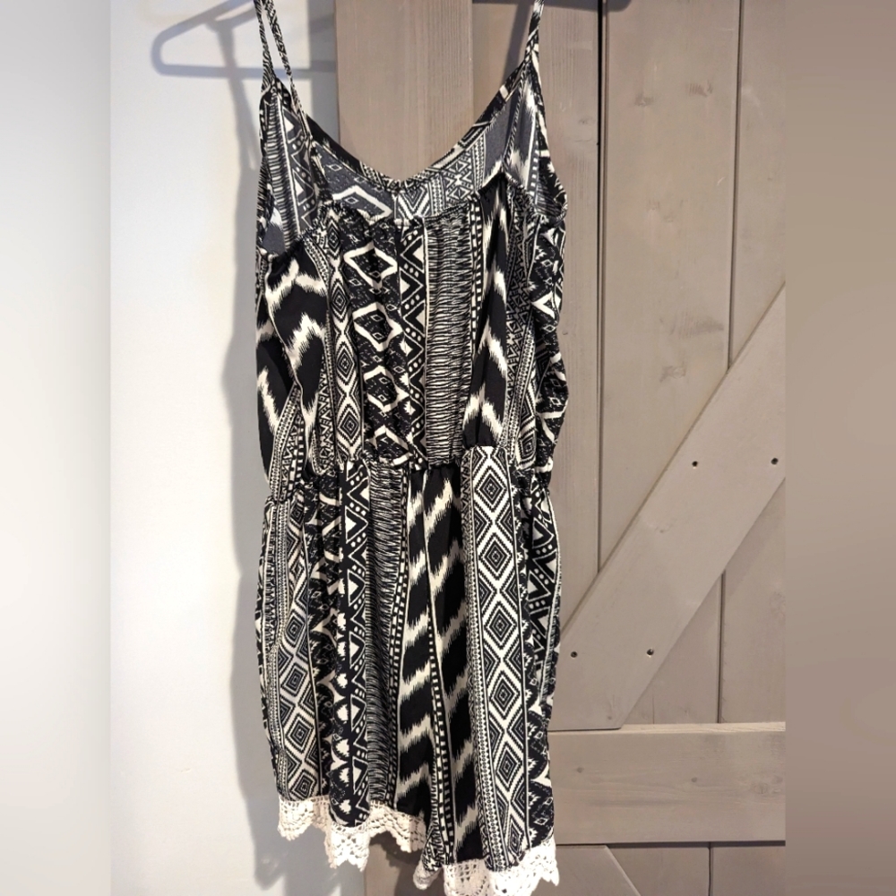 Spaghetti Strap Romper - Picture 2 of 2